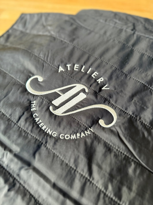 Gepersonaliseerde Bodywarmers voor Bedrijven (Voorbeeld Atelier V)