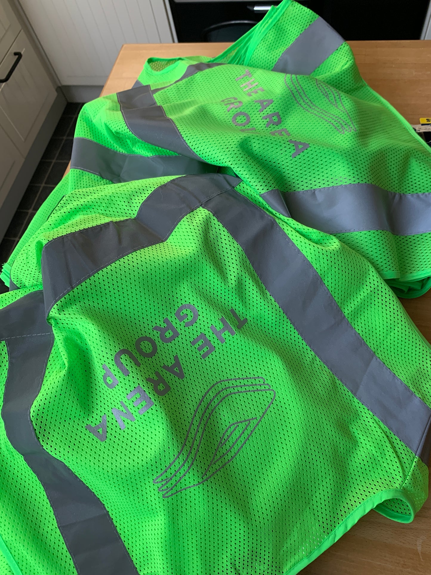 Gepersonaliseerde Fluovesten voor Bedrijven