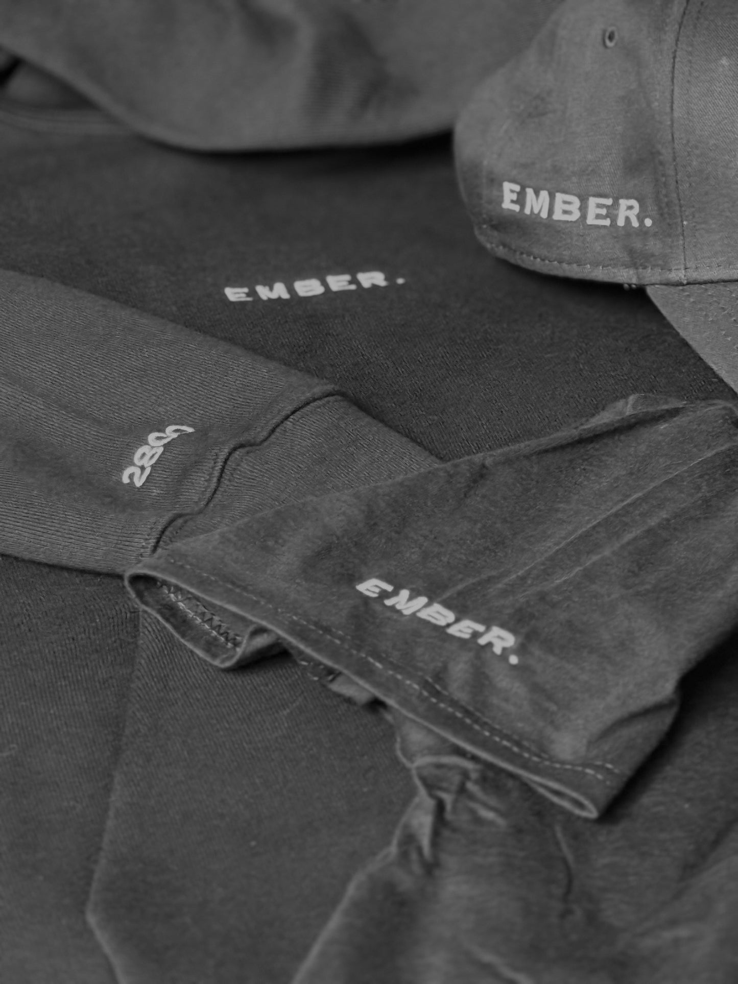 Gepersonaliseerde kledingset voor Restaurants (Voorbeeld Ember Mechelen)