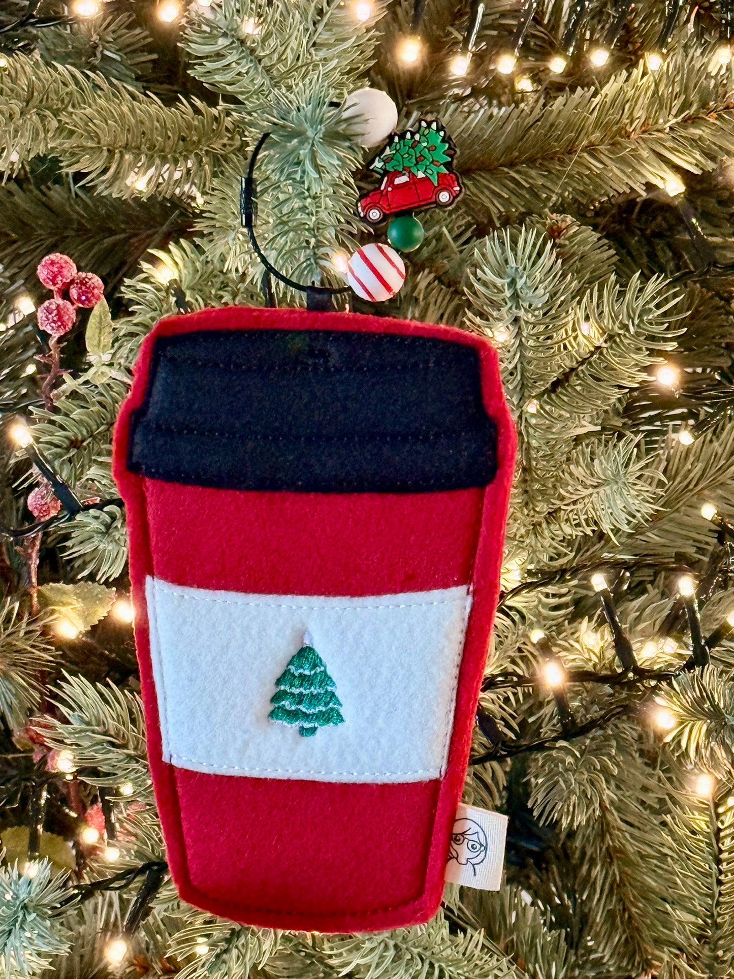 Kerstdecoratie - Koffiemug met speelse hanger