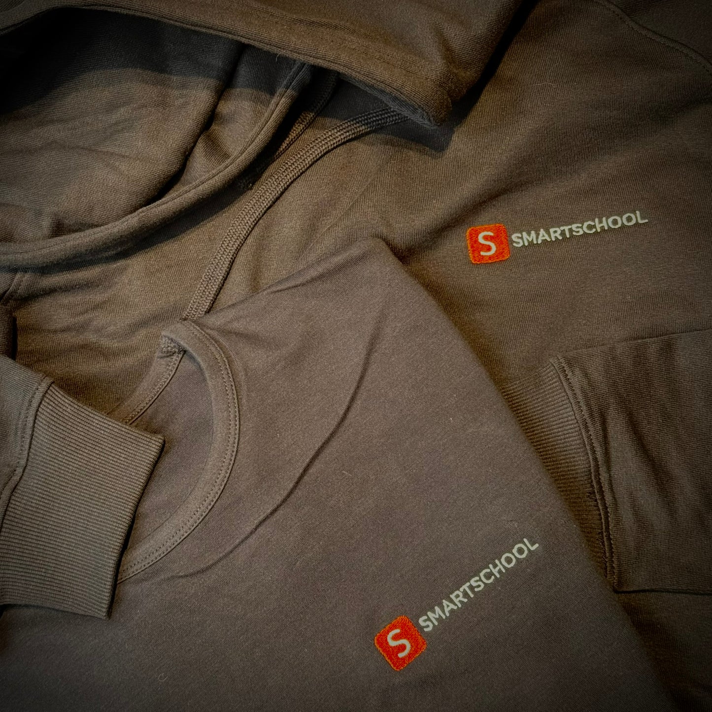 Gepersonaliseerde kledingset voor Bedrijven (Voorbeeld Smartschool)