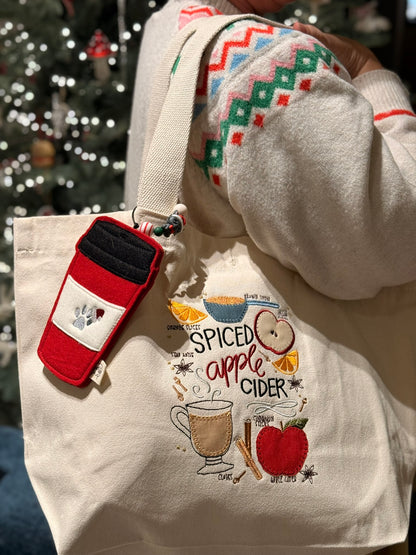 Geborduurde draagtas in kerstsfeer met Kersthanger